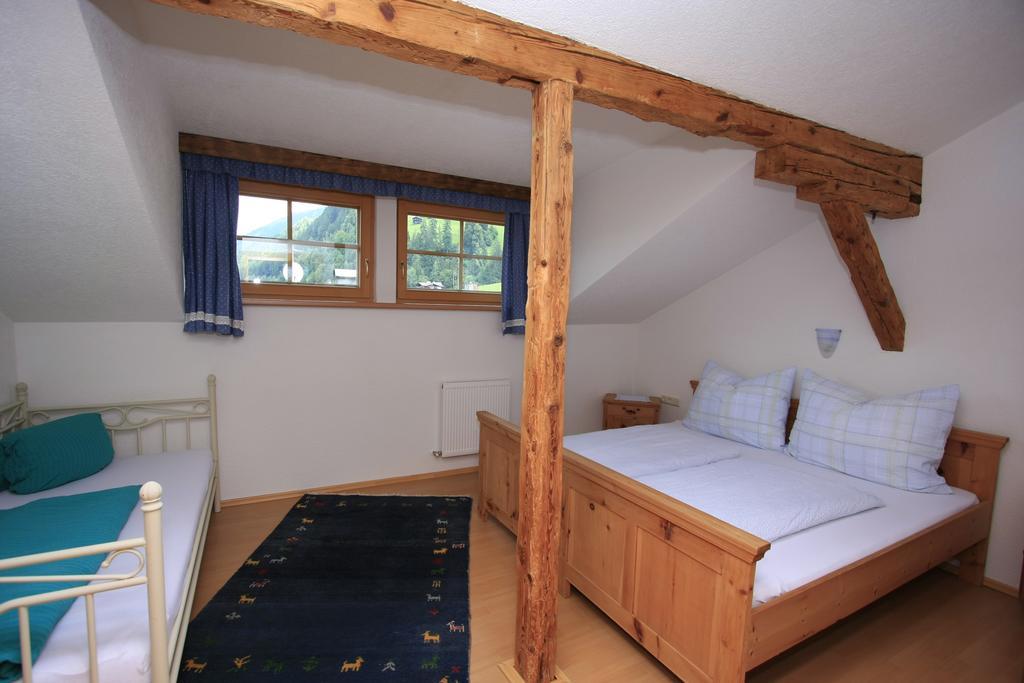 Ferienhaus Hoellwarth Stumm Bilik gambar